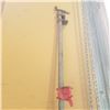 Image 3 : PIPE CLAMP AND CAST IRON GRATE