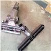 Image 3 : 2 DYSON V6 ATTACHMENTS