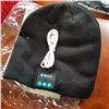 Image 2 : 3 BLUETOOTH TOQUES