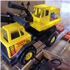 Image 3 : VINTAGE TONKA VAN AND METAL TONKA EXCAVATOR