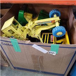 BOX LOT OF TONKA TRUCKS AND JOHN DEERE TRUCK