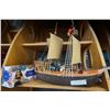 Image 1 : PLAY MOBIL PIRATE SHIP W/ FIGURES AND LOOP DE DOO BRAIDING TOOL