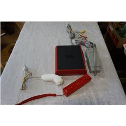 WII CONSOLE WITH CONTROLLER AND NUNCHUCK