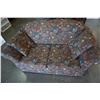 Image 2 : UPHOLSTERED LOVE SEAT W/ BOOKSHELF PATTERN FABRIC