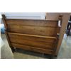 Image 1 : VINTAGE WALNUT TWIN SIZE BED