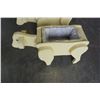 Image 2 : 2 WOOD ANIMAL PLANTERS