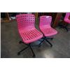 Image 3 : 2 PINK ROLLING OFFICE CHAIRS