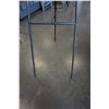 Image 2 : METAL EASEL