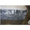Image 2 : KINGSIZE SEALY POSTUREPEDIC GUILDFORD EURO TOP MATTRESS 90 DAY RETURN
