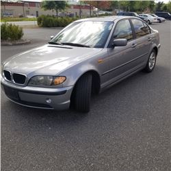 2004 BMW 320I 4 DOOR AUTOMATIC CAR W/ 1 KAY AND REEGISTRATION - 214 600KM