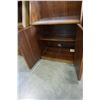 Image 4 : WALNUT BOOKSHELF