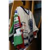 Image 1 : 5 GOALIE JERSEYS