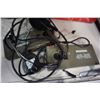 Image 4 : 2 MOTOROLA WALKIE TALKIES AND 2 MAXON 49-H5 COMMUNICATORS