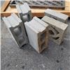 Image 2 : 5 CEMENT BLOCKS
