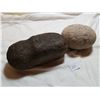 Image 2 : LOT OF 2 FIELD STONES