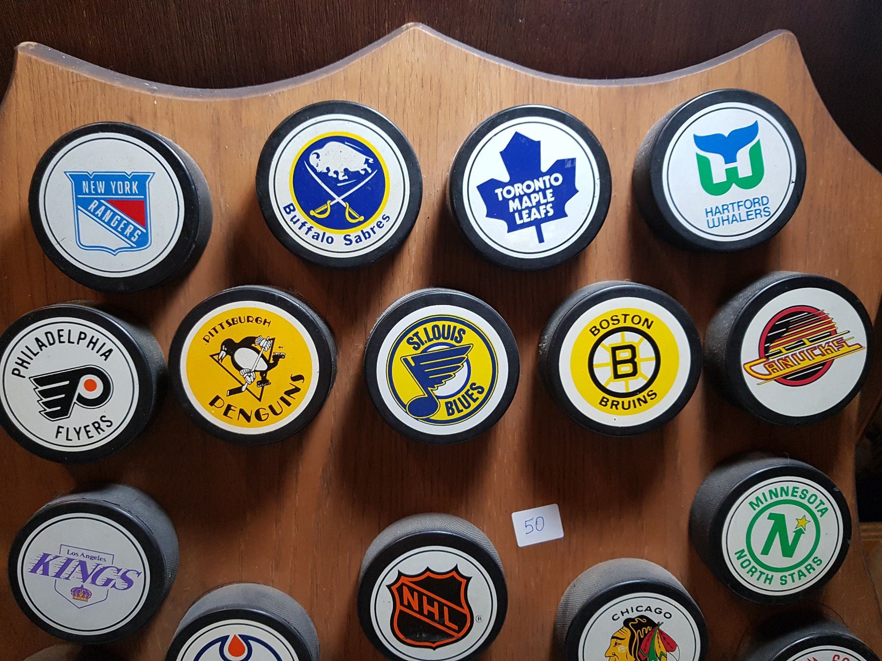 FULL SET OF 22 NHL PUCKS FROM TEXACO full-set-of-22-nhl-pucks-from-texaco