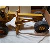Image 6 : LARGE JOHN DEERE GRADER (ERTL) *NEAR 23 INCHES*