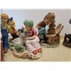 Image 4 : LOT OF 6 FIGURINES