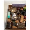 Image 4 : LOT OF JUNK DRAWER ITEMS