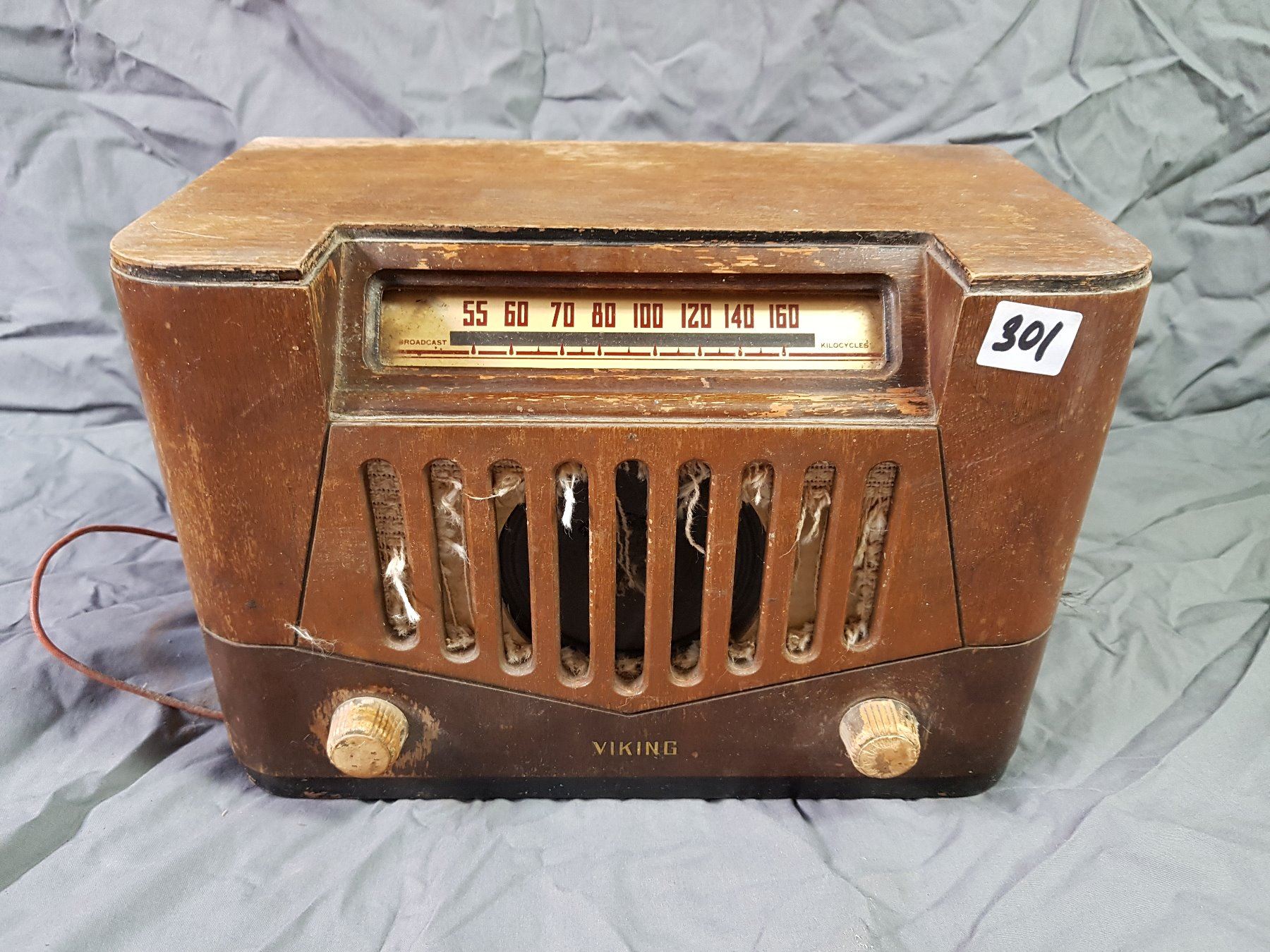 VIKING RADIO (VINTAGE) - Schmalz Auctions