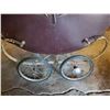 Image 3 : CHILD'S BABY CARRIAGE (ANTIQUE)