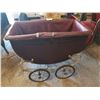 Image 5 : CHILD'S BABY CARRIAGE (ANTIQUE)