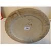 Image 2 : 2 GALLON MEDALTA CROCK NO DAMAGE EMBOSSED 2  IN BASE