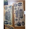 Image 2 : LOT OF 8 ANTIQUED REVOLUTIONARY CURRENCY USA