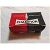 Image 1 : 10 VINTAGE CHAMPION SPARK PLUGS IN ORIGINAL BOX