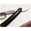 Image 2 : ANTIQUE MONOPOL STRAIGHT RAZOR IN ORIGINAL BOX