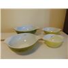 Image 2 : VINTAGE PYREX 4 BOWL SET