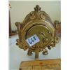 Image 2 : VINTAGE ORNATE BOUDOIR CLOCK (IN NEED OF REPAIR)