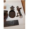 Image 2 : LOT INCLUDING AN IRON, PADDLE, BUGGY STEP, TRAP AND SQUARE