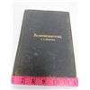 Image 2 : 5 VINTAGE BOOKS