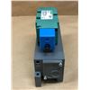 Image 4 : NUMATICS 554BA400MT00061 SOLENOID VALVE W/ MOUNTING BLOCK