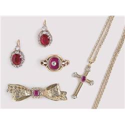 Jewellery, 4 Pieces