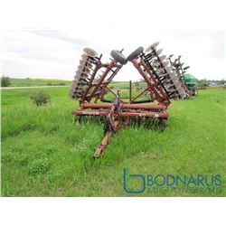 White 28' 271 Tandem Disk