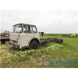 1970 Ford C700 Cab-Over