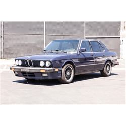 19ED-100 1988 BMW 535 IS E28