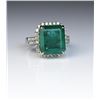 Image 1 : 19CAI-3 EMERALD & DIAMOND RING