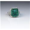 Image 2 : 19CAI-3 EMERALD & DIAMOND RING
