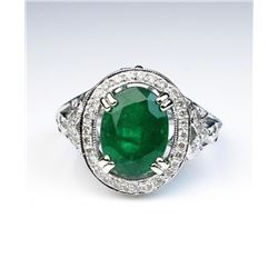 19CAI-9 COLOMBIAN EMERALD & DIMAOND RING