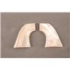 Image 1 : 19KK-25 CARVED PEARL GRIPS