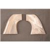 Image 2 : 19KK-25 CARVED PEARL GRIPS