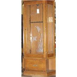19IW-3 WOODEN GUN CABINET