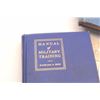 Image 2 : 19HX- 31 BOOK LOT