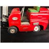 Image 2 : VINTAGE TOY FORKLIFT S-1002