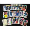 Image 1 : 1983-84 O-PEE-CHEE HOCKEY CARD LOT