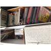 Image 2 : MIXED SPORTS CARD LOT