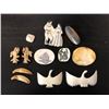 Image 1 : Collection Of Carved Ivory From Alaska